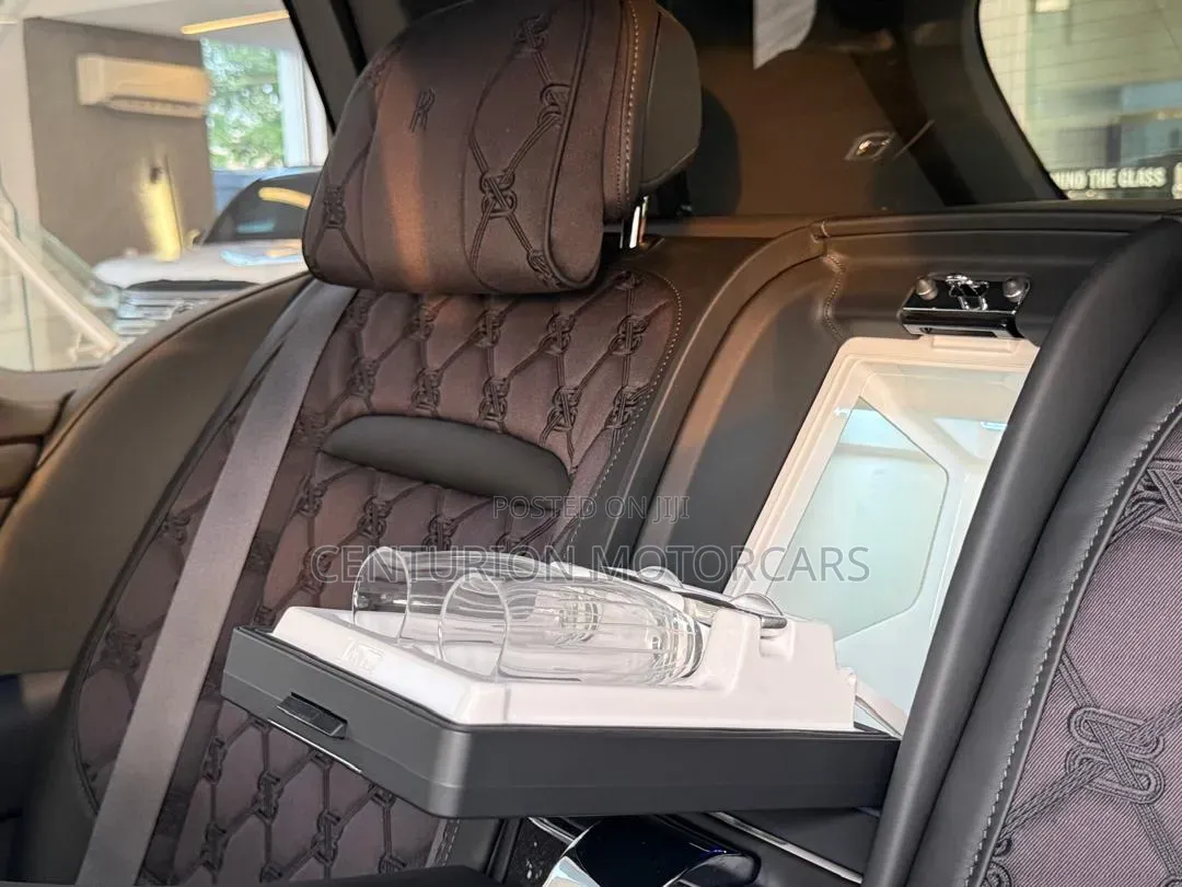 New Rolls-Royce Cullinan 2026 Black