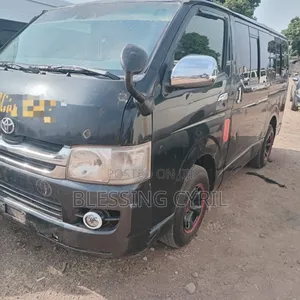 Toyota HiAce 2012 Grey