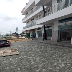 Newly Built 60sqm, 180sqm and 350sqm Commercial Space