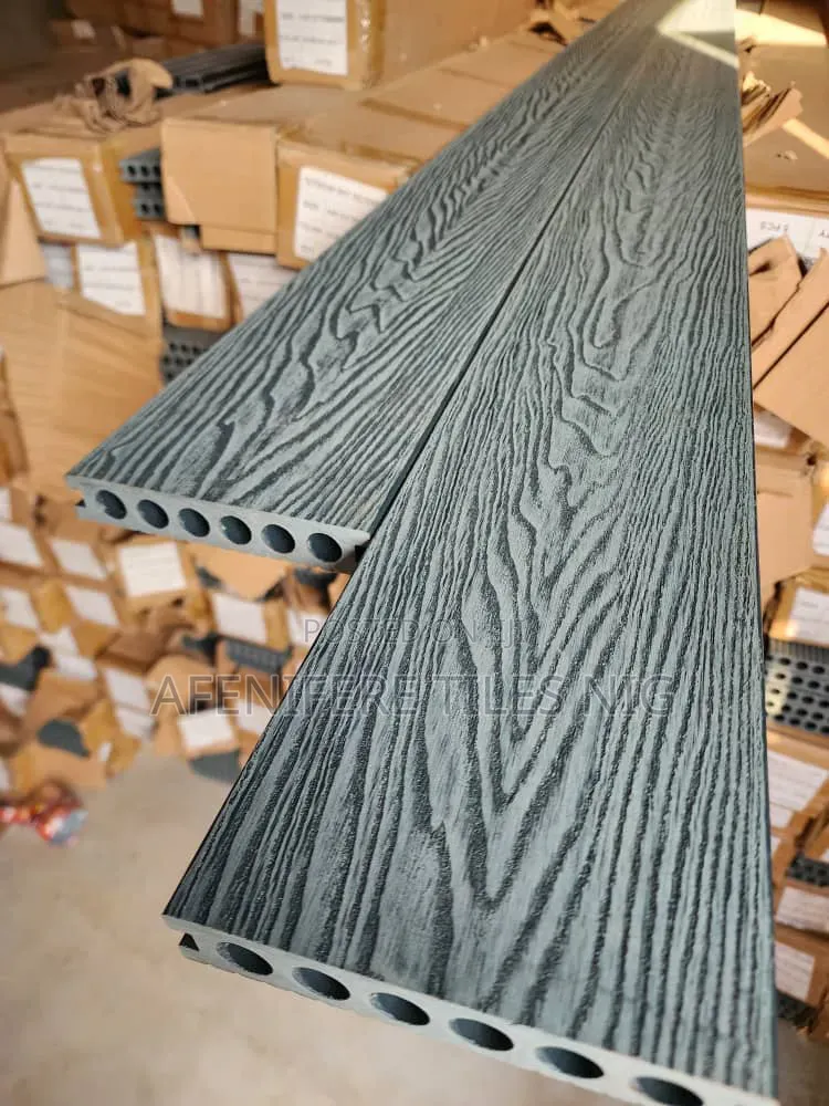 WPC Pool Floor Deck