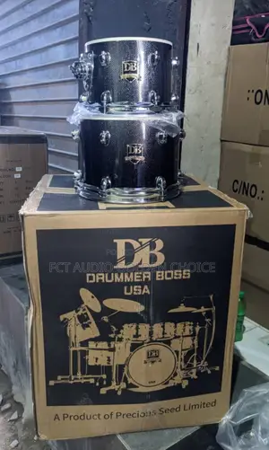 Drummer Boss New Revelation Drumset