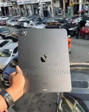 Apple iPad Pro 13 (2025) 256 GB Black