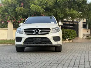 Mercedes-Benz GLE-Class GLE 400 4MATIC 2016 White