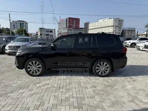 Lexus LX 570 (5 seats) AWD 2017 Black