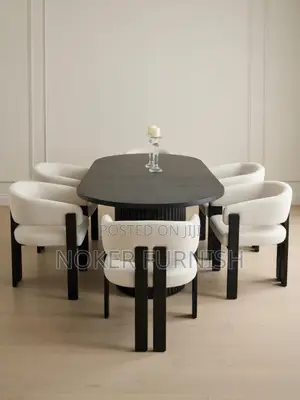 Luxury Dining Table With Chairs