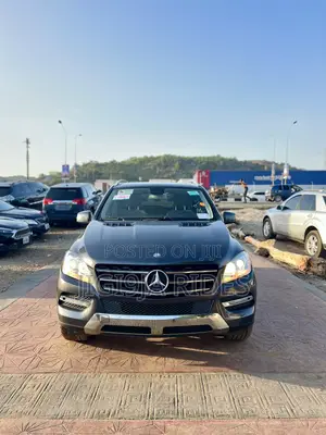 Mercedes-Benz M Class 2012 Gray