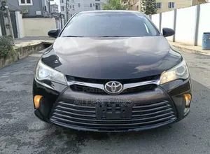 Toyota Camry LE 4dr Sedan (2.5L 4cyl 6A) 2016 Black