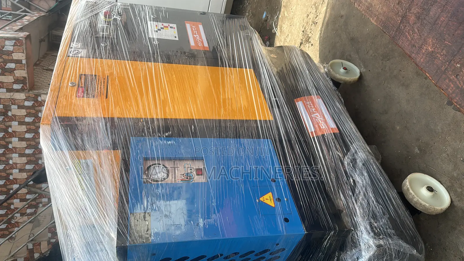 All in One Screw Compressor Machine (15kw,20hp,8bar)