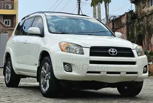 Toyota RAV4 Sport 2009 White