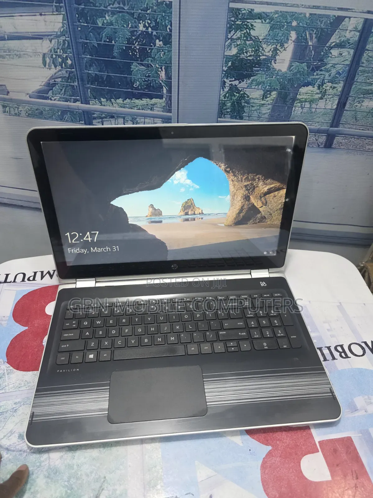 Laptop HP Pavilion X360 8GB Intel Core i3 HDD 1T