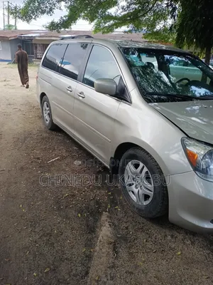 Honda Odyssey 2012 Gold