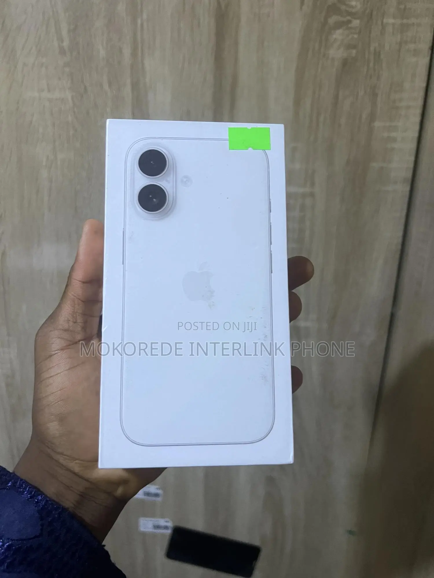 New Apple iPhone 16 128 GB White