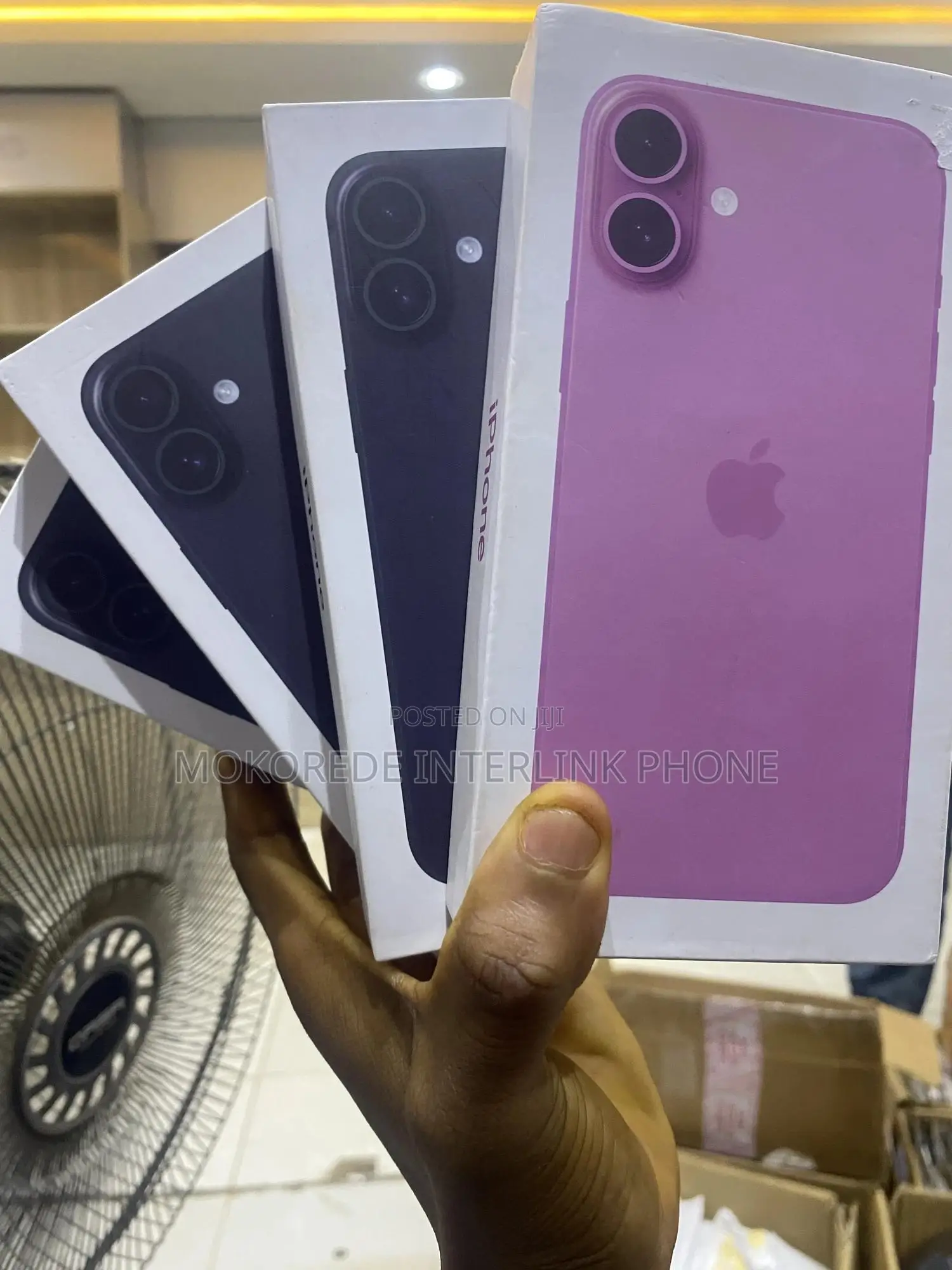 New Apple iPhone 16 128 GB White
