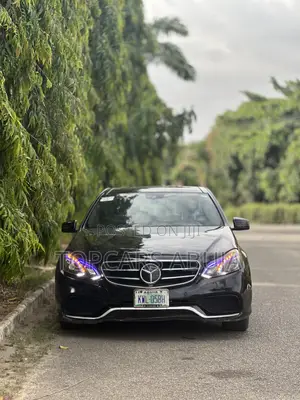 Mercedes-Benz E350 Base 4Matic Sedan AWD (3.5L 6cyl 7A) 2010 Black