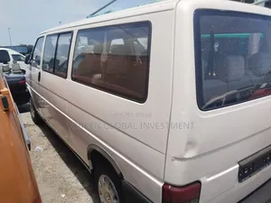 Volkswagen Transporter 2005 White