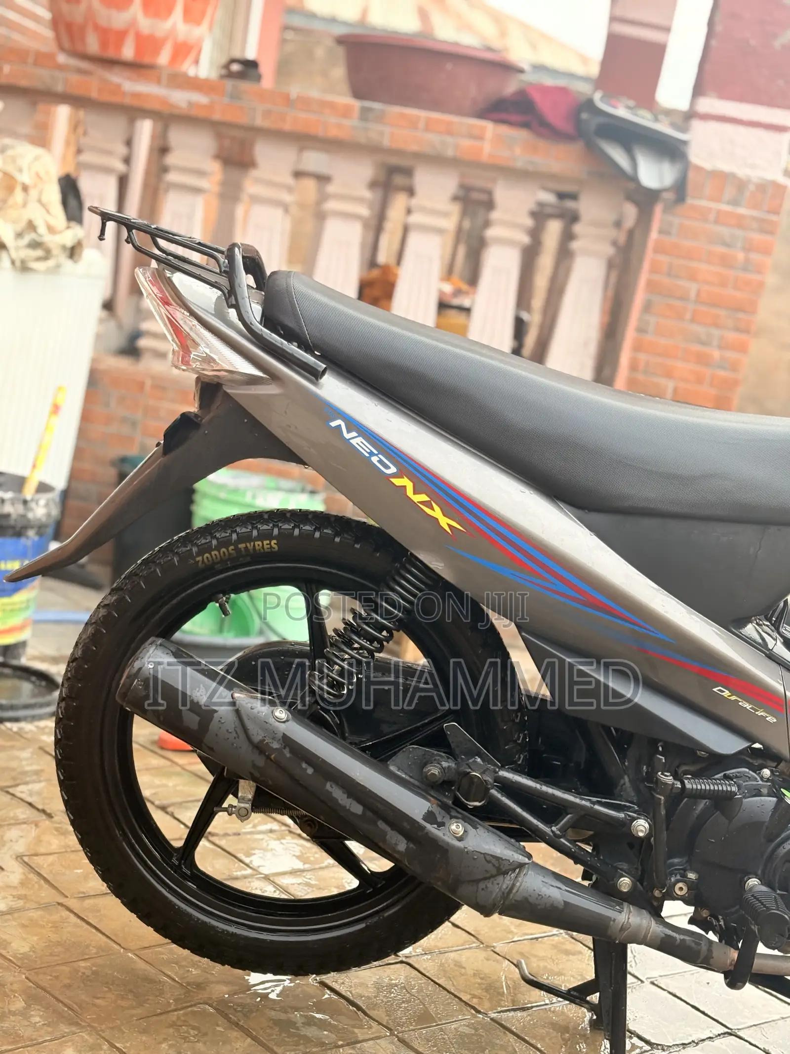 TVS Neo NX 2018 Black