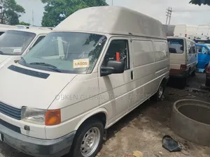 Volkswagen Transporter 2003 White