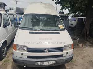Volkswagen Transporter 2003 White