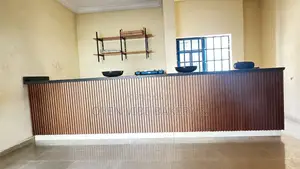 Restaurant Counter
