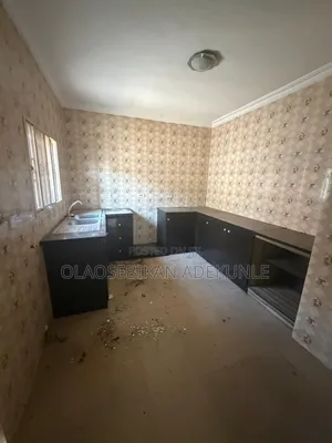 2bdrm Block of Flats in Kolapo Ishola Gra, Akobo for rent