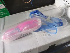 High-quality Pool Goggles – Anti-fog Comfortable Fit