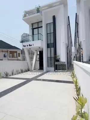 5bdrm Duplex in Ikota Lekki Lagos for sale