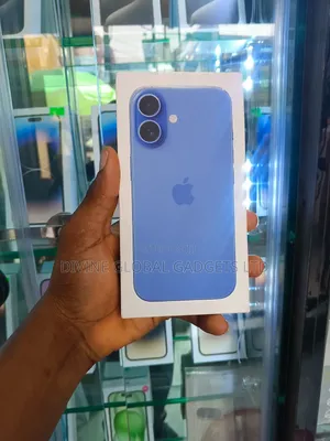New Apple iPhone 16 128 GB Blue
