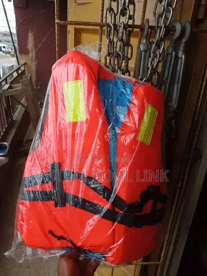 High-quality Pool Lifeguard Float – Safety Device For All Ages