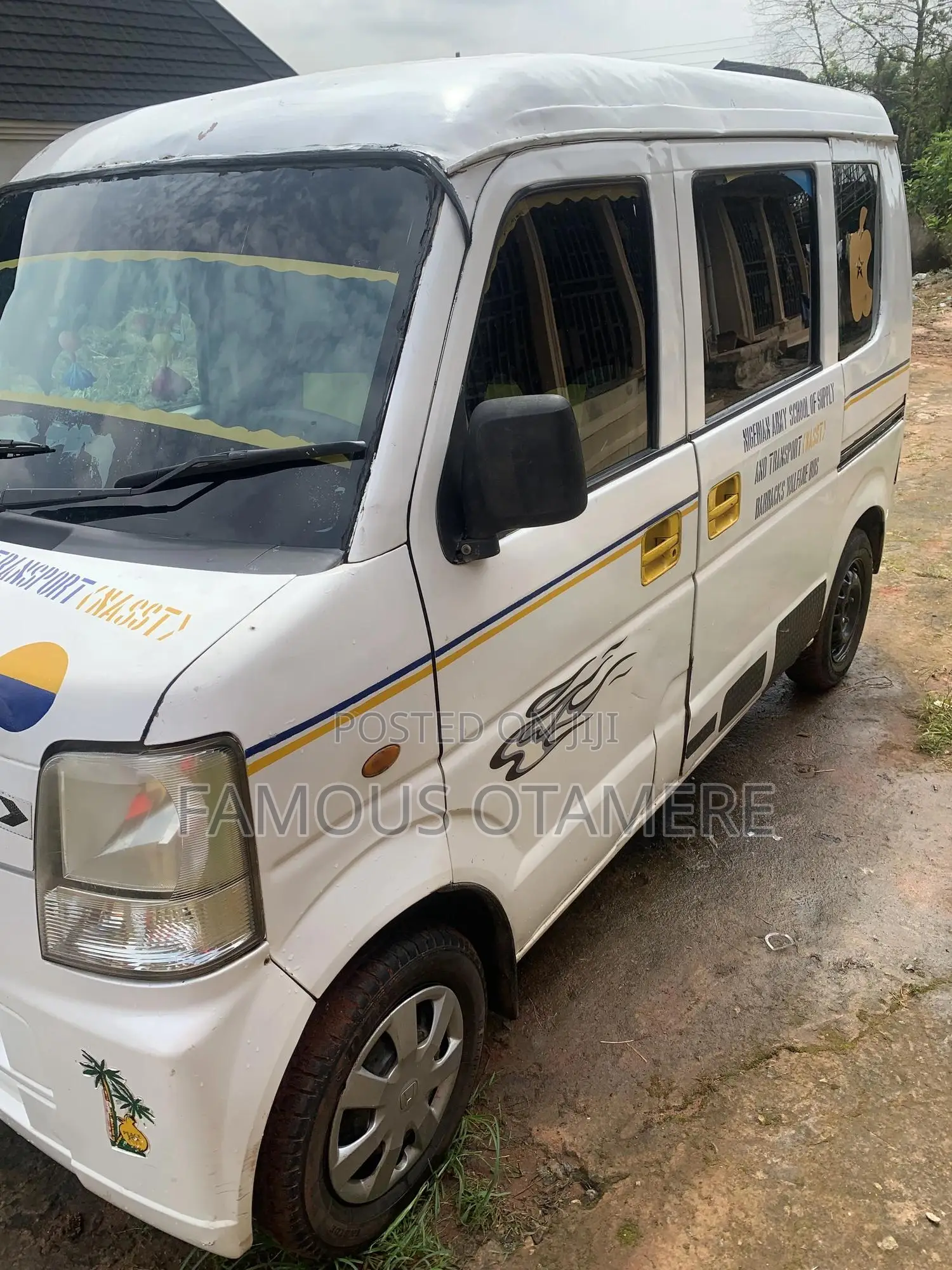 Suzuki Every 2010 White