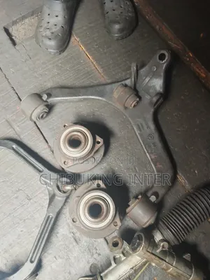 Upper Arm Jeep Liberty 05