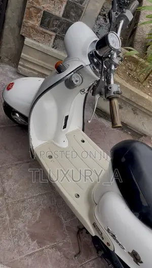 Yamaha 2017 White