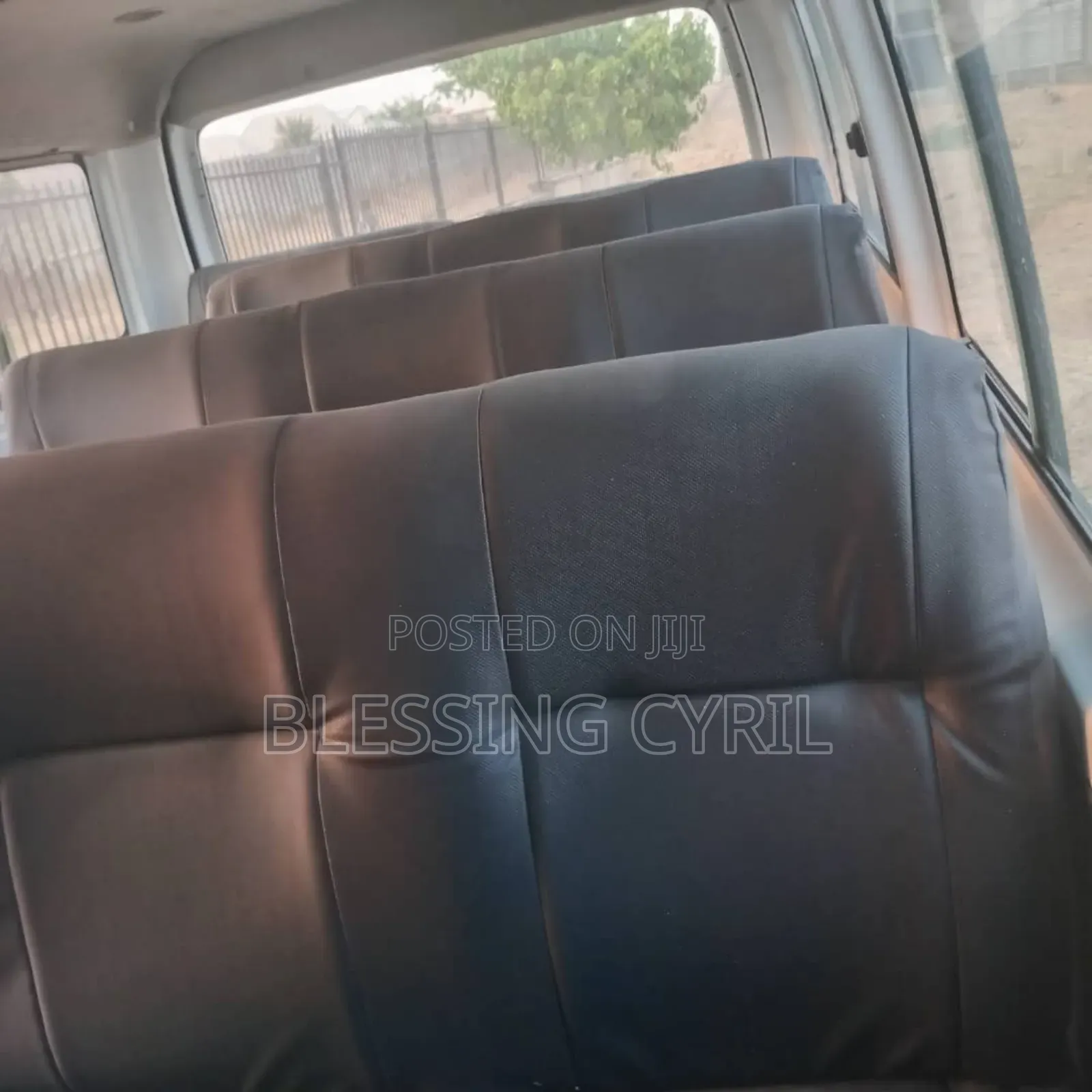 Toyota HiAce 2012 White