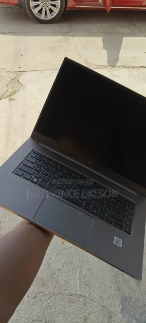 Laptop HP ZBook Studio G8 32GB Intel Core i7 SSD 512GB