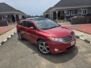 Toyota Venza XLE 2010 Red