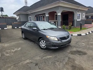 Toyota Corolla LE 4dr Sedan (1.8L 4 cyl 4A) 2009 Gray