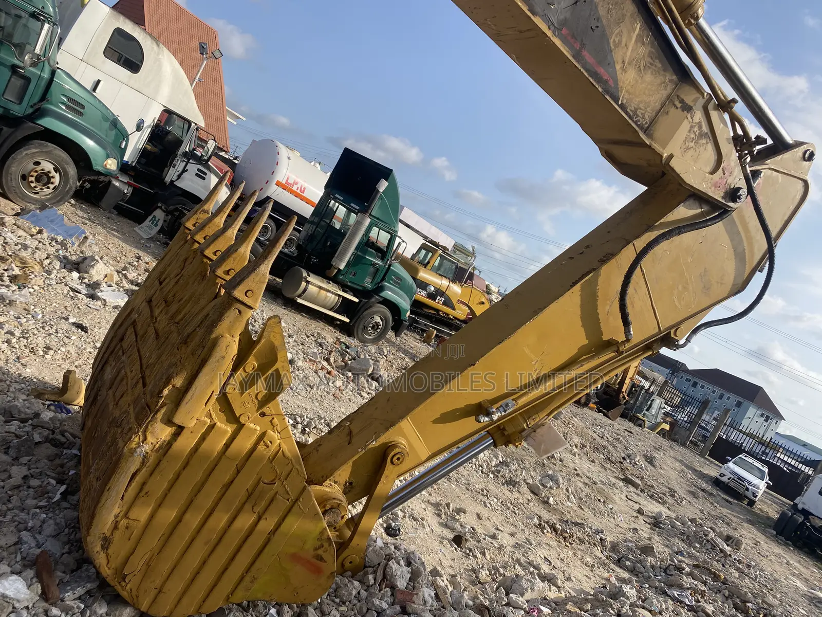 Cat Excavator 330bl