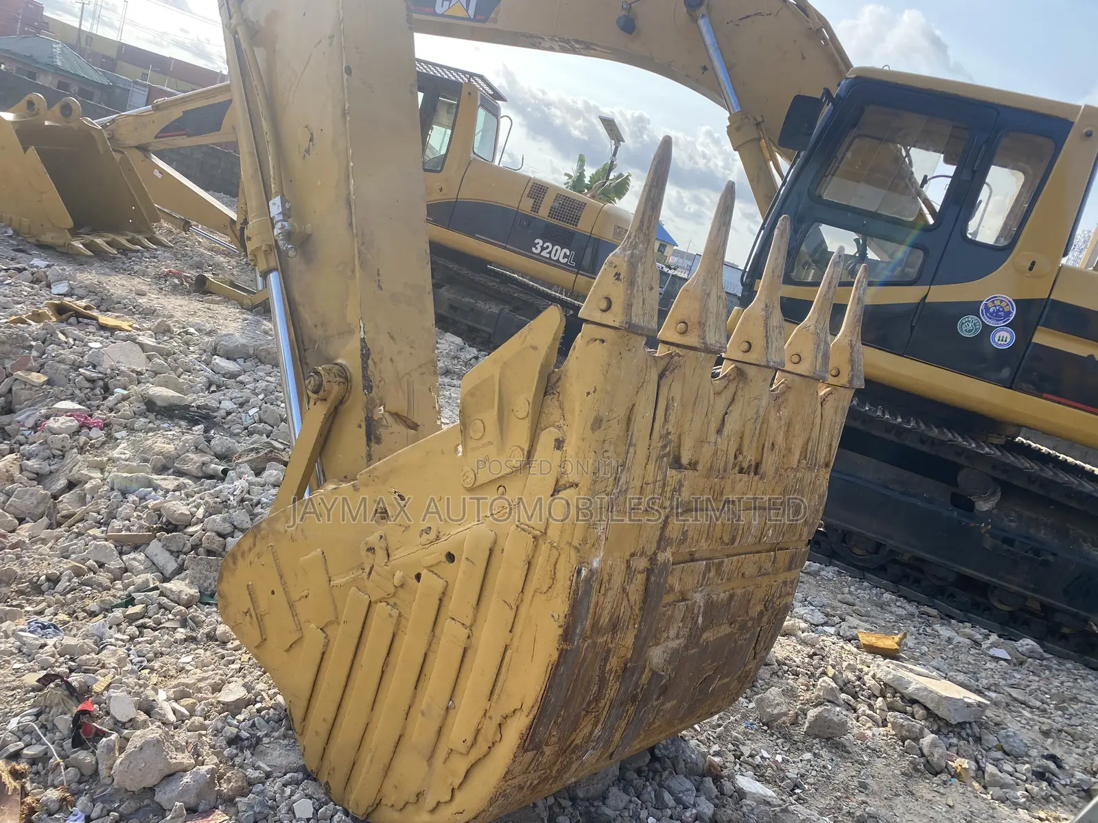 Cat Excavator 330bl
