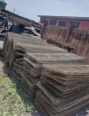 Battery Cage