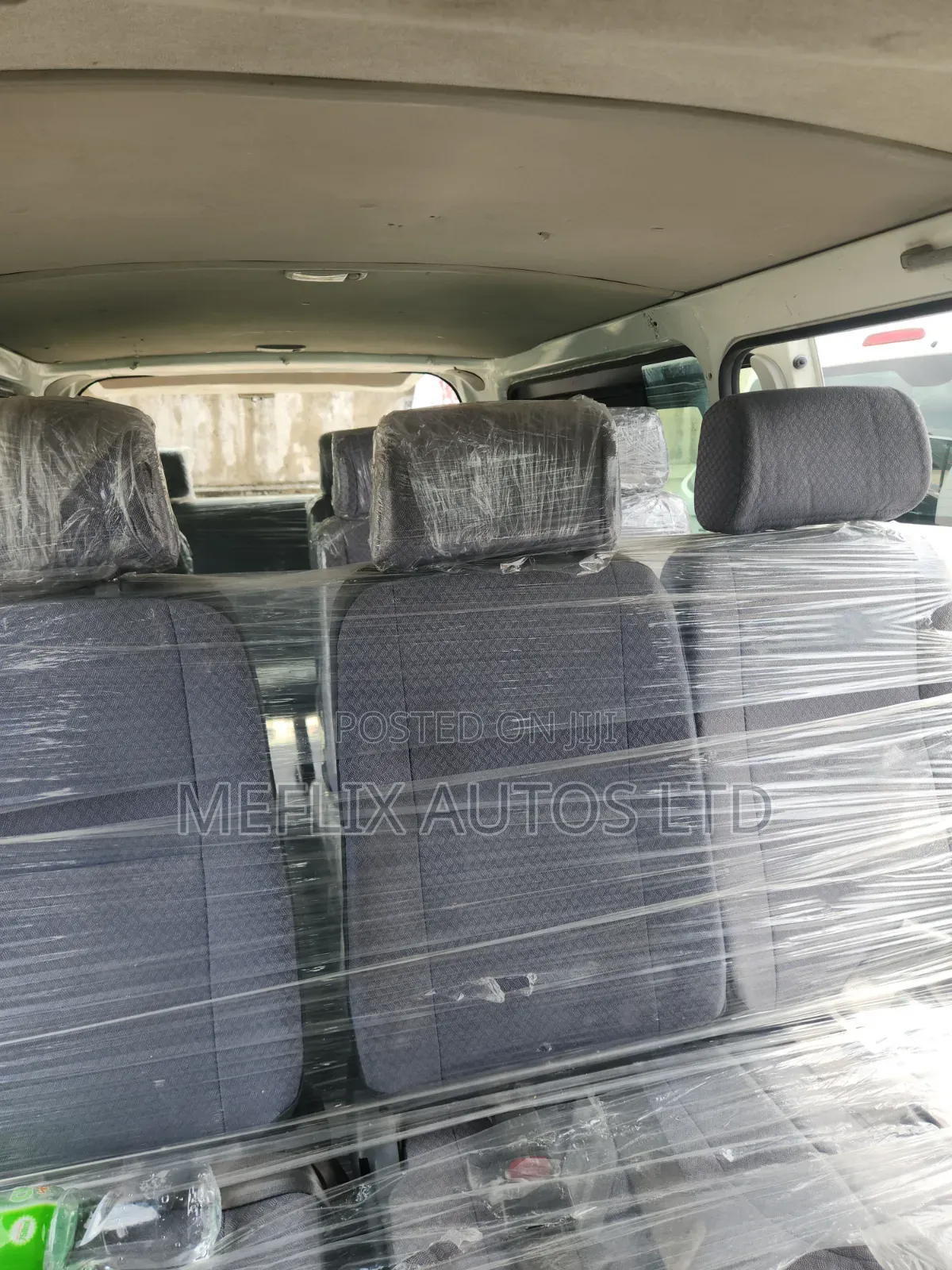 Toyota HiAce 2017 White