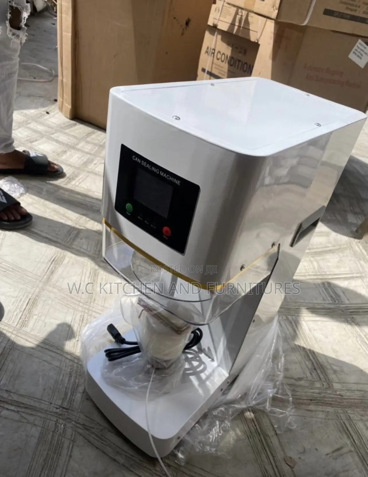Can-Selling Machine