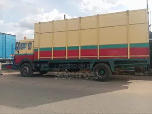 Edge Far Movers