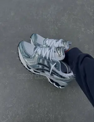 High Quality New Asics Gel-Kayanotm 14655.00 Aed Pure Luxury