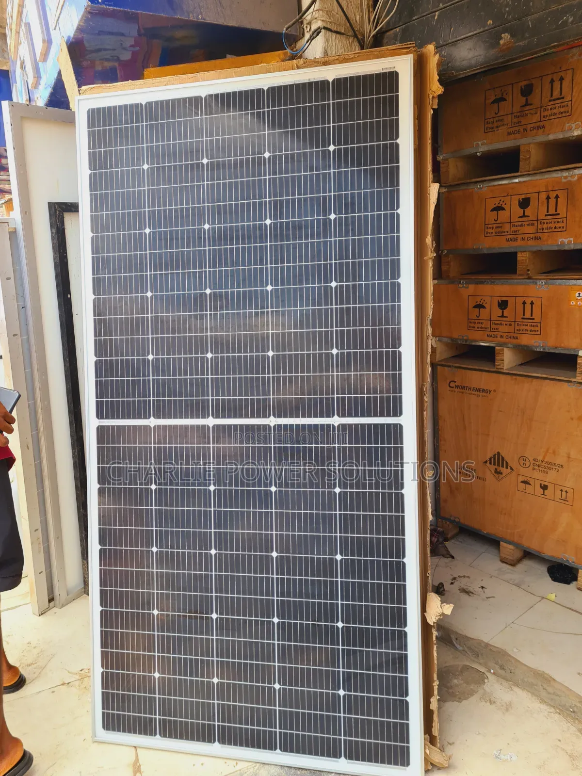 Wakatek 600watts High Voltage Solar Panel