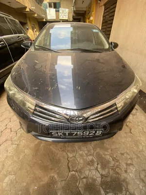 Toyota Corolla 2015 Black