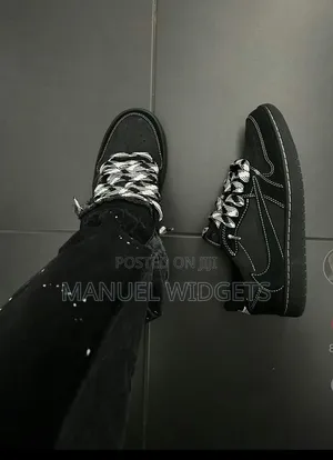 Nike Air Force1 "Venom" Sneakers – Premium Quality