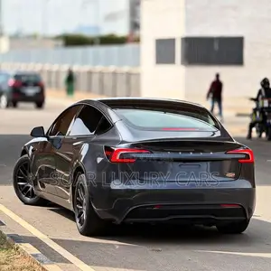 Tesla Model 3 Long Range AWD 2024 Black