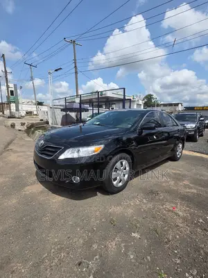 Toyota Camry LE 4dr Sedan (2.5L 4cyl 6A) 2011 Black