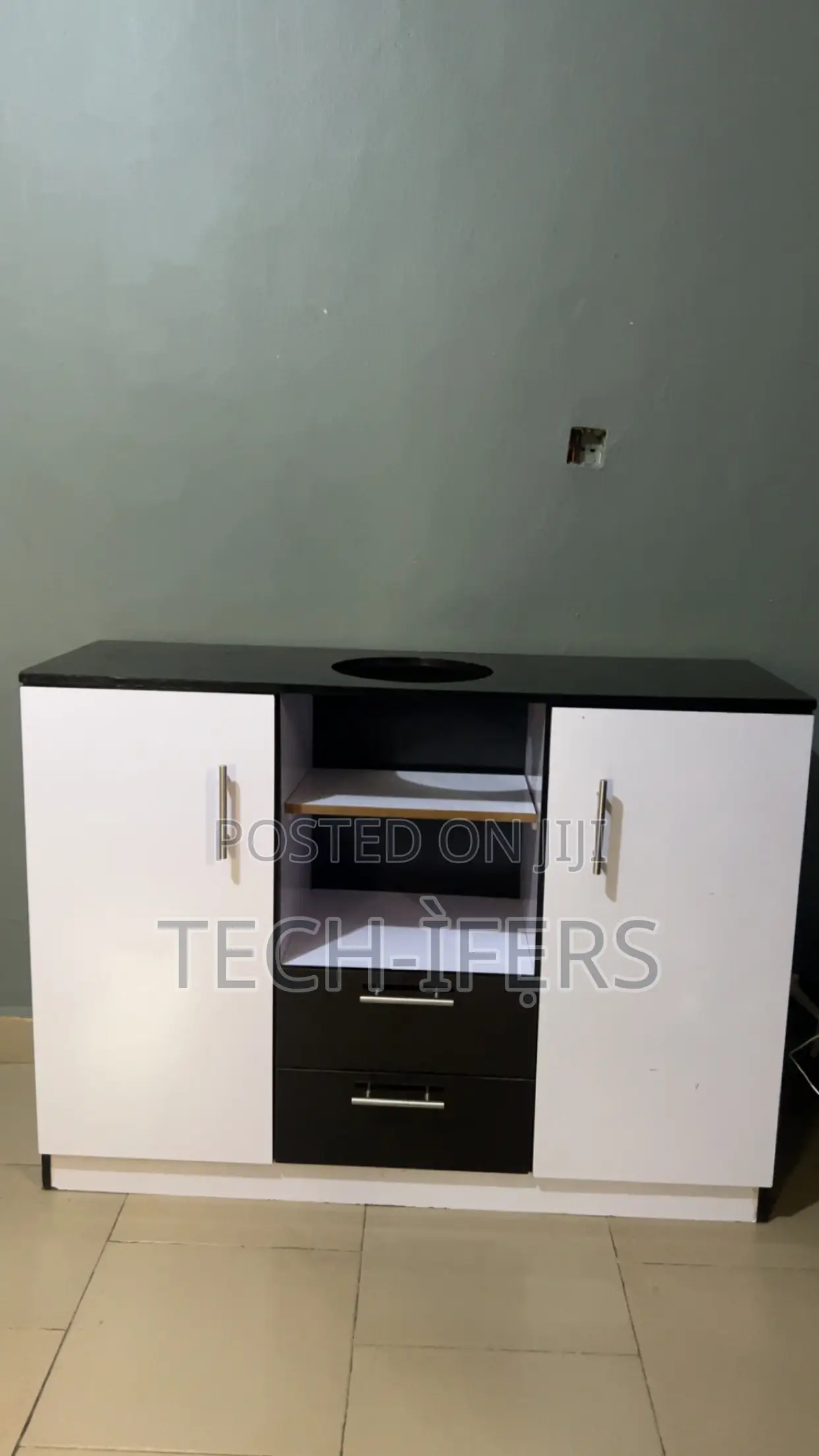 Kitchen Cabinet