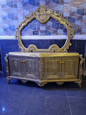 Royal Console Mirror