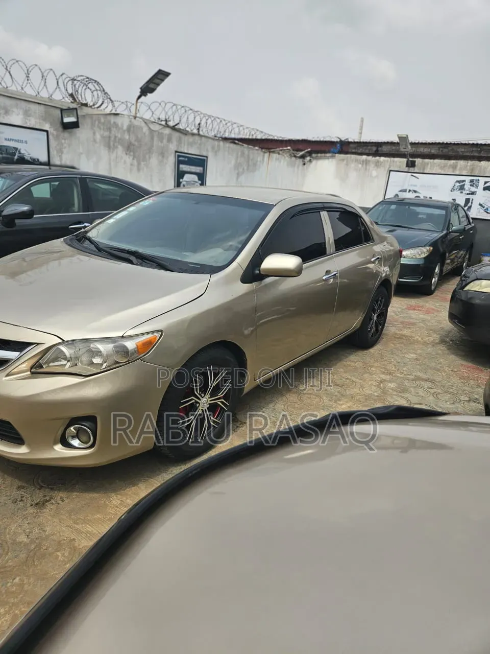 Toyota Corolla 2010 Gold